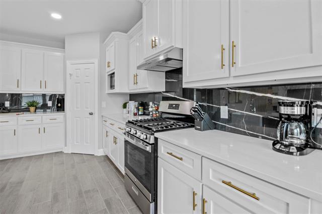 Building Photo - 610 Parker Cir