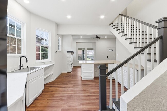 Building Photo - 69 N Tucker St