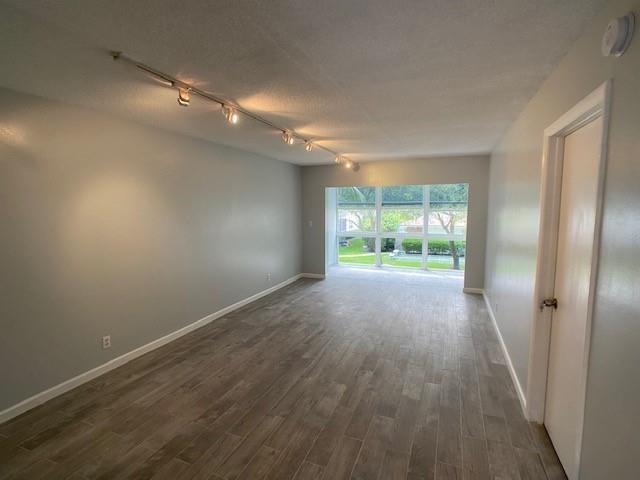 Building Photo - 1501 S Ocean Blvd