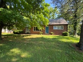 Building Photo - 10275 Kennerly Rd