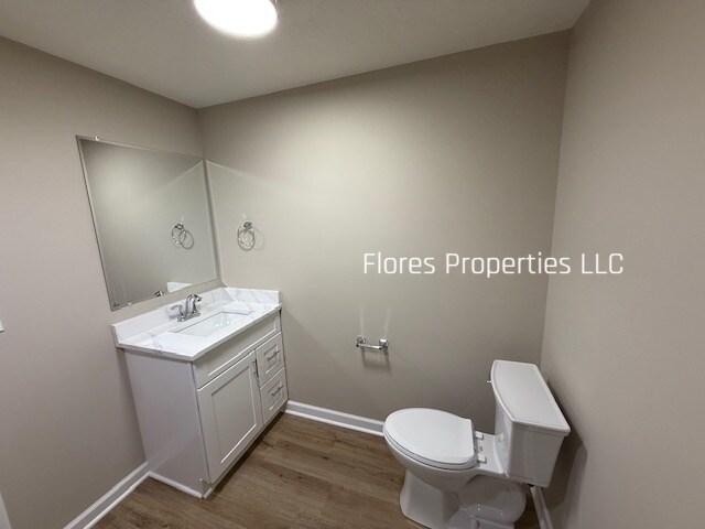 Building Photo - 1413 Cranwood Dr