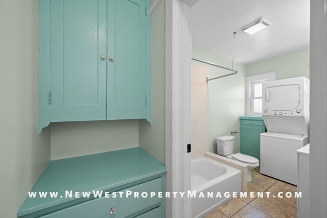 Building Photo - Charming Sherman Heights 2-Bedroom, Available Now!
