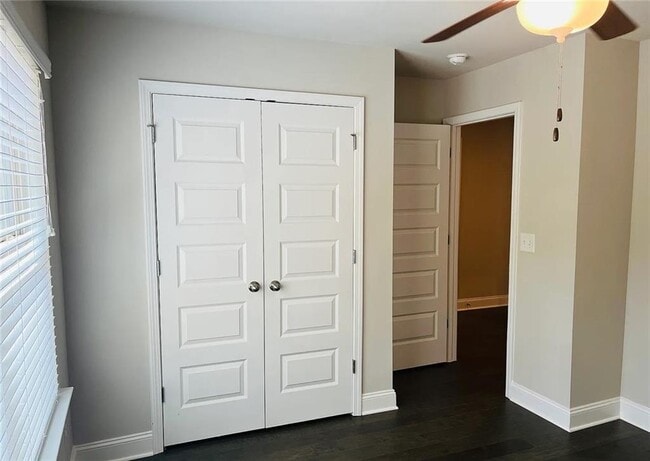 Building Photo - 6005 Arbor Knoll Pl