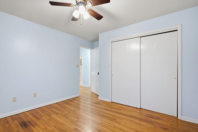 Building Photo - 4883 Stonehaven Dr