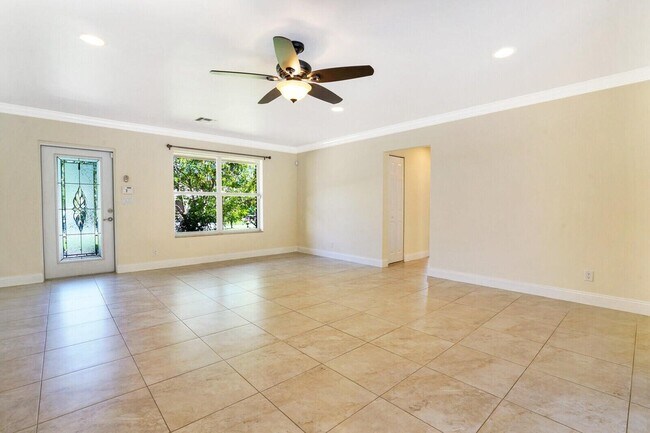 Building Photo - 1104 Little Harbor Dr