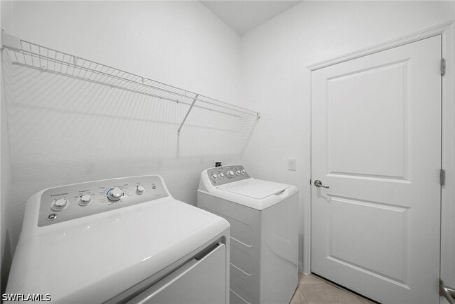Building Photo - 14836 Palamos Cir
