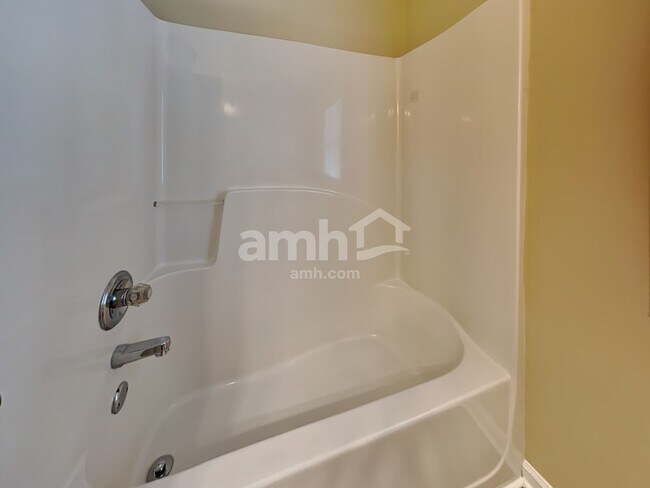 Building Photo - 110 Plumeria St