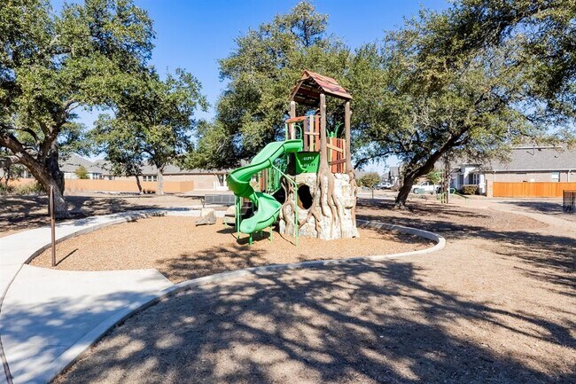 Building Photo - 133 Goshen Dr