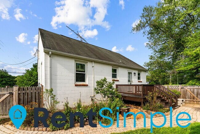 Building Photo - 5112 Broad Run Church Rd