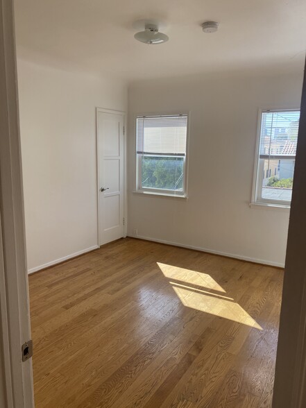 Bedroom - 841 S Shenandoah St