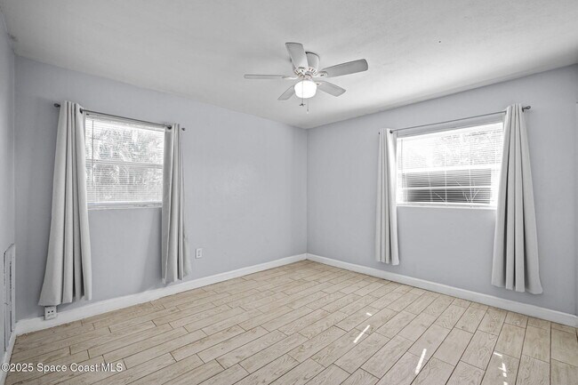 Building Photo - 818 Hampton Way