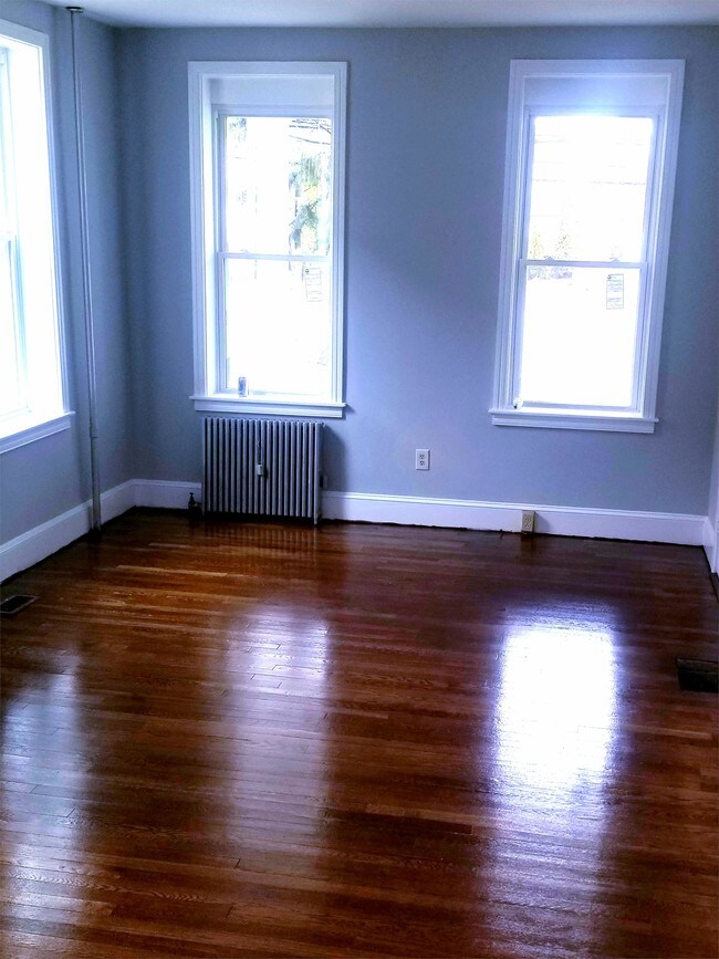 Building Photo - 600 W Patrick St