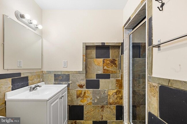 Building Photo - 1542 Passyunk Ave