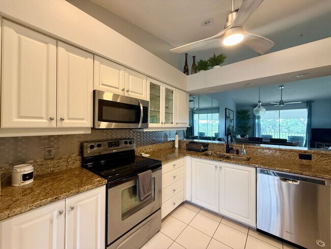Building Photo - Annual Furnished 2 Bedroom Condo - Tara Go...