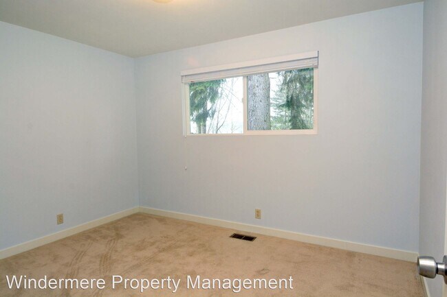 Building Photo - 4 br, 2 bath House - 2427 138th Ave SE