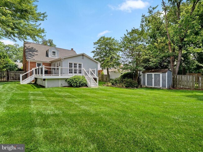 Building Photo - 404 S George Mason Dr