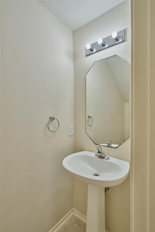 Building Photo - 298 Sentry Maple Pl