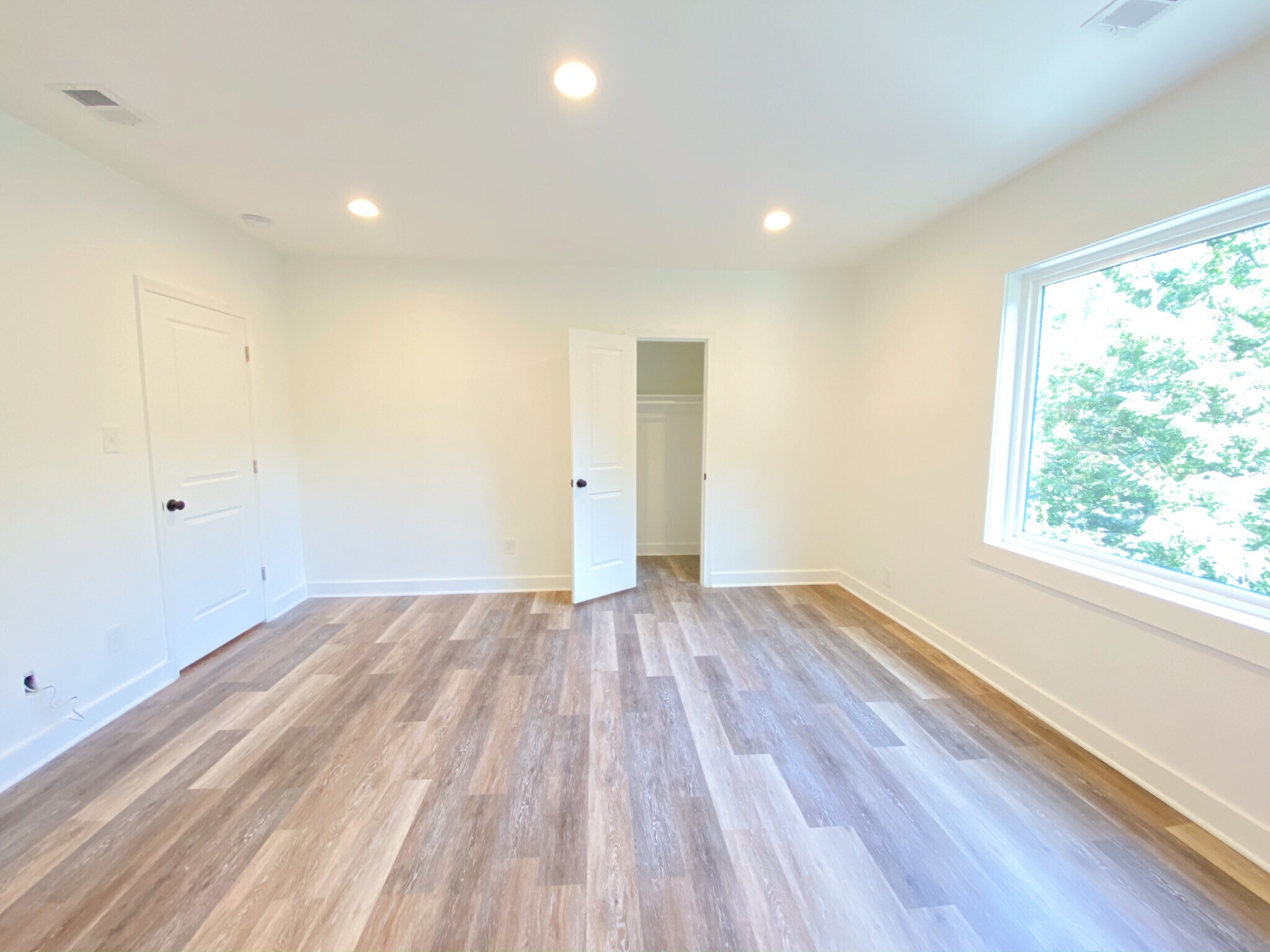 Building Photo - 1314 Orren St NE