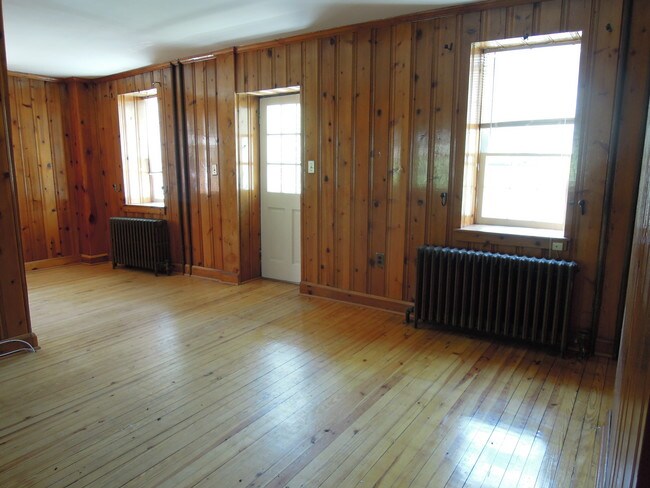 Building Photo - 1206 Oella Ave