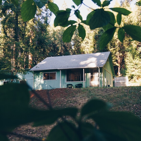 Building Photo - 2633 Crystal Springs Rd