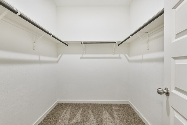 Building Photo - 25124 Pacific Wren Dr