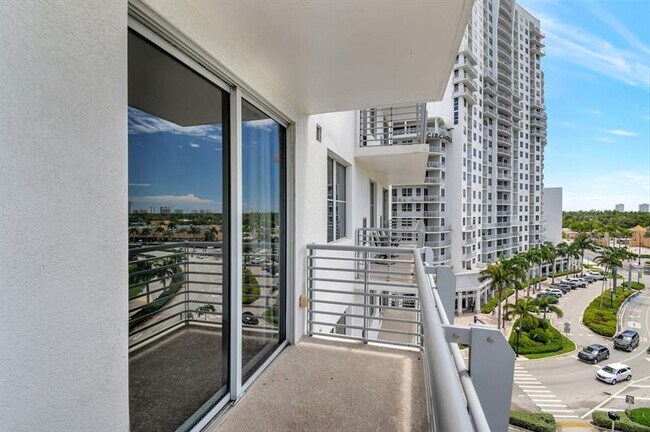 Building Photo - 1830 Radius Dr