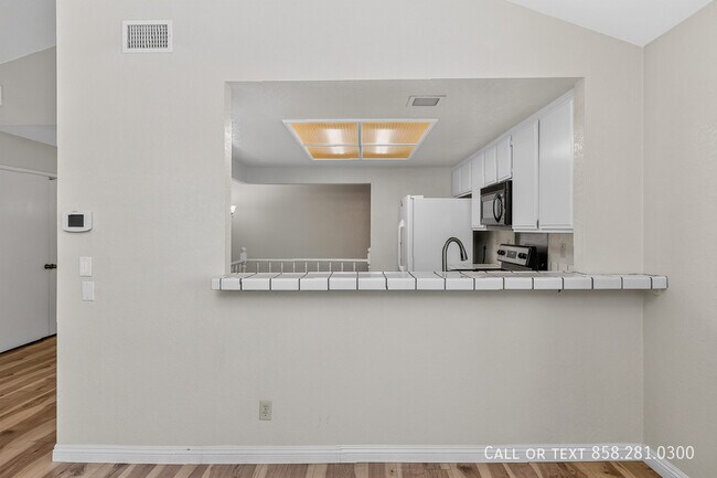 Building Photo - 11904 Paseo Lucido