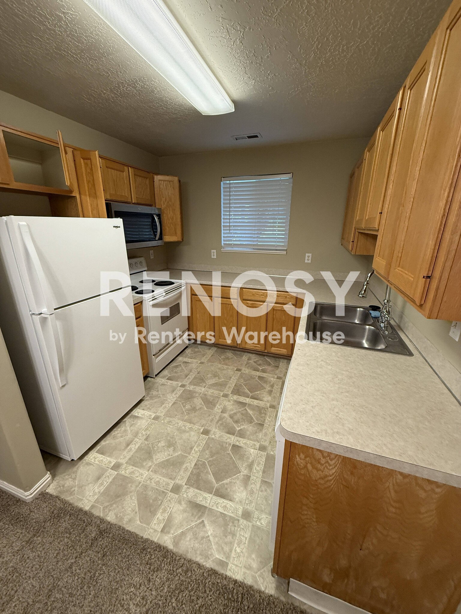 Building Photo - 2421 N 400 E
