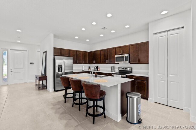 Building Photo - 16462 Sea Turtle Pl