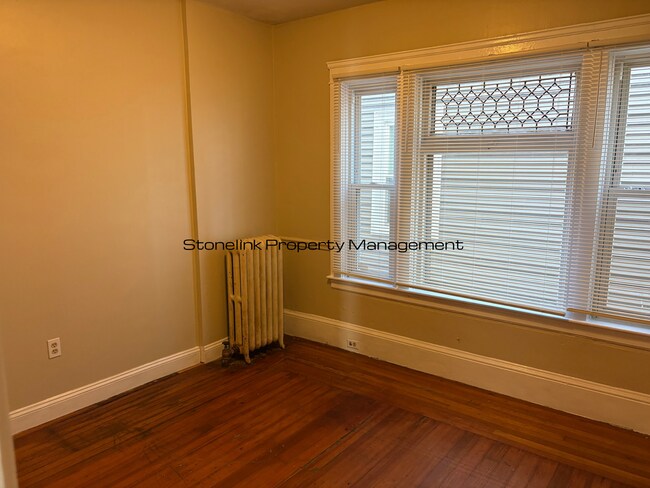 Building Photo - 154-156 Oakland Avenue