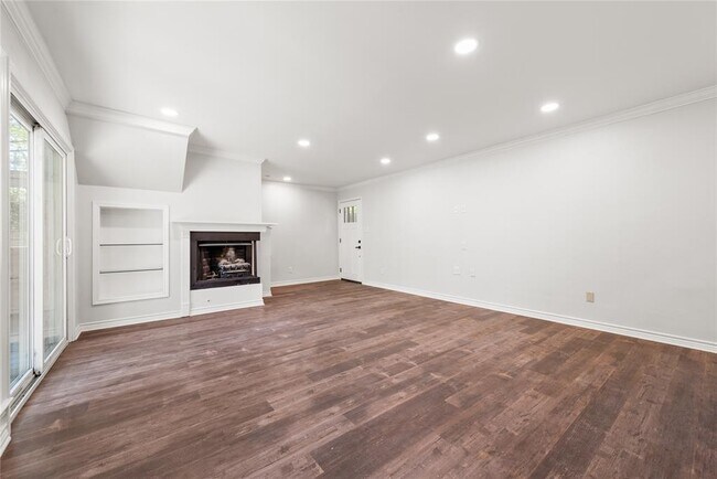 Building Photo - 2507 Quarry Rd