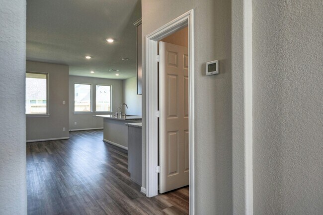 Building Photo - 2642 Blue Abbot Dr