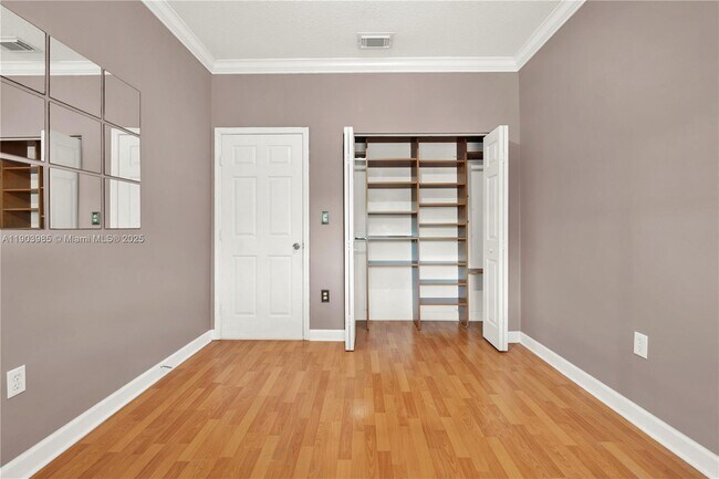 Building Photo - 13774 SW 124th Avenue Rd