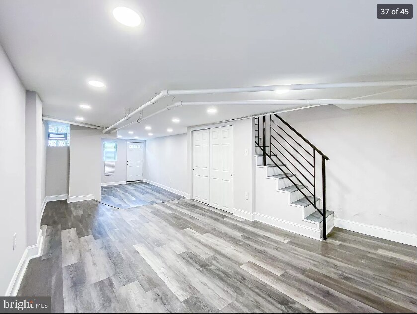 Building Photo - 6481 Ross St