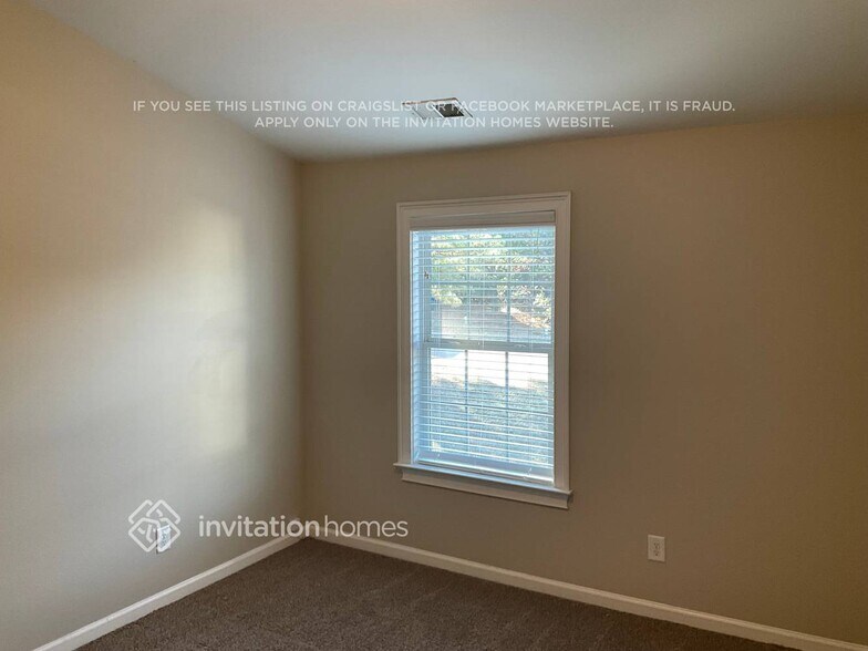 Building Photo - 6368 Flat Rock Ln