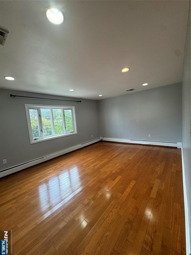 Primary Photo - 376 Greenmount Ave