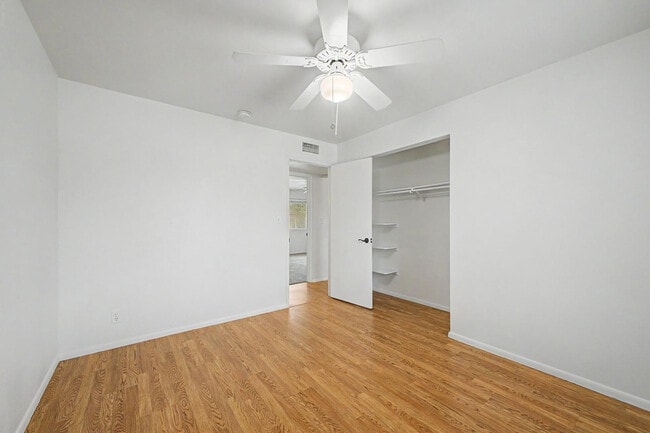 Building Photo - 12222 N 49th Ave