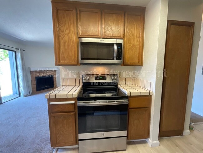 Building Photo - 6254 Joaquin Murieta Ave