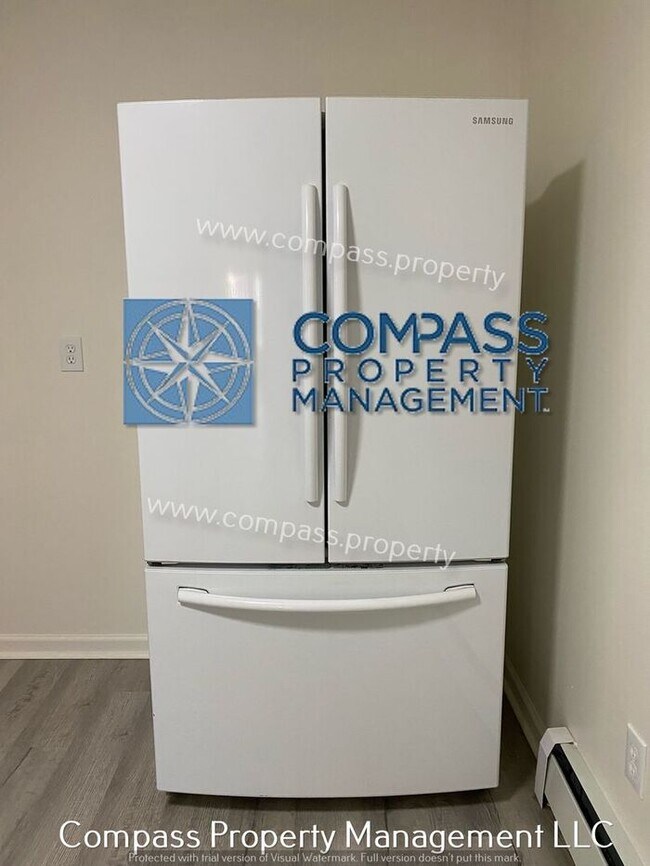 Building Photo - $ 1795 - 4 Bedroom, 1.5 Bath 3 Floor Home,...