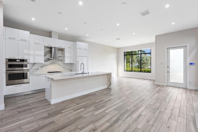Building Photo - 8225 NW 43rd St