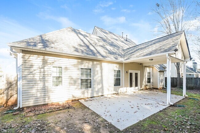 Building Photo - 88 Tapestry Ln