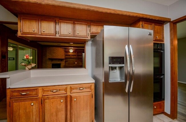 Building Photo - 28911 Enchanted Dr