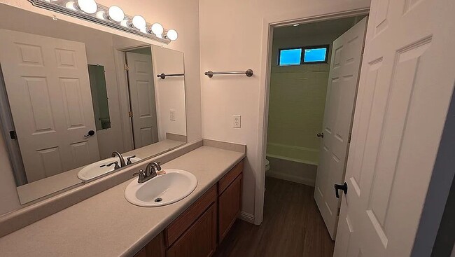 Building Photo - For Rent: "Casita de Colina" – Peaceful Li...