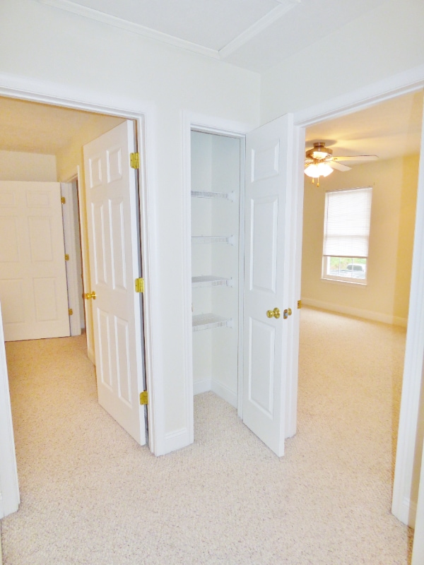 Building Photo - 103 12th St