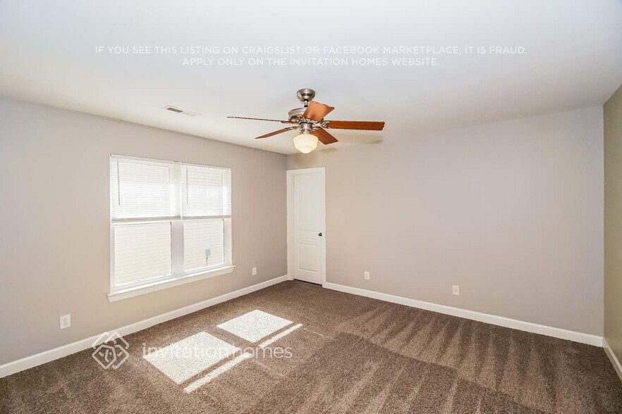 Building Photo - 203 Wolf Creek Ln