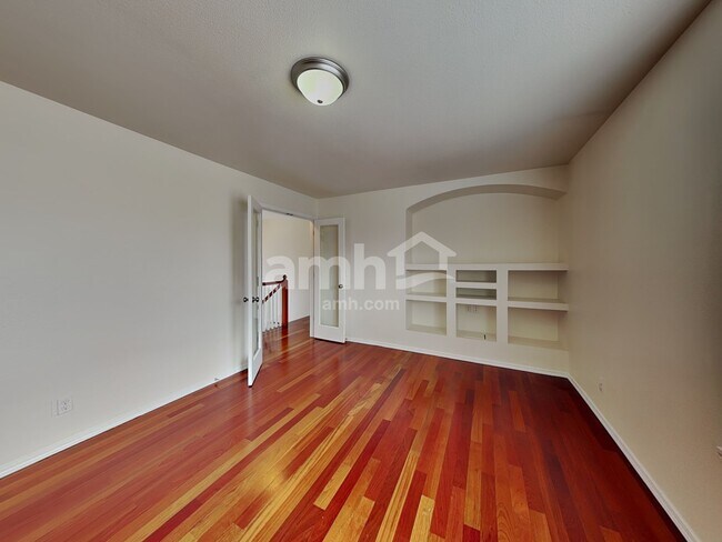 Building Photo - 11060 W Halstead Ct