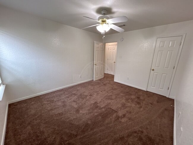 Building Photo - 308 Cedar Ridge Dr