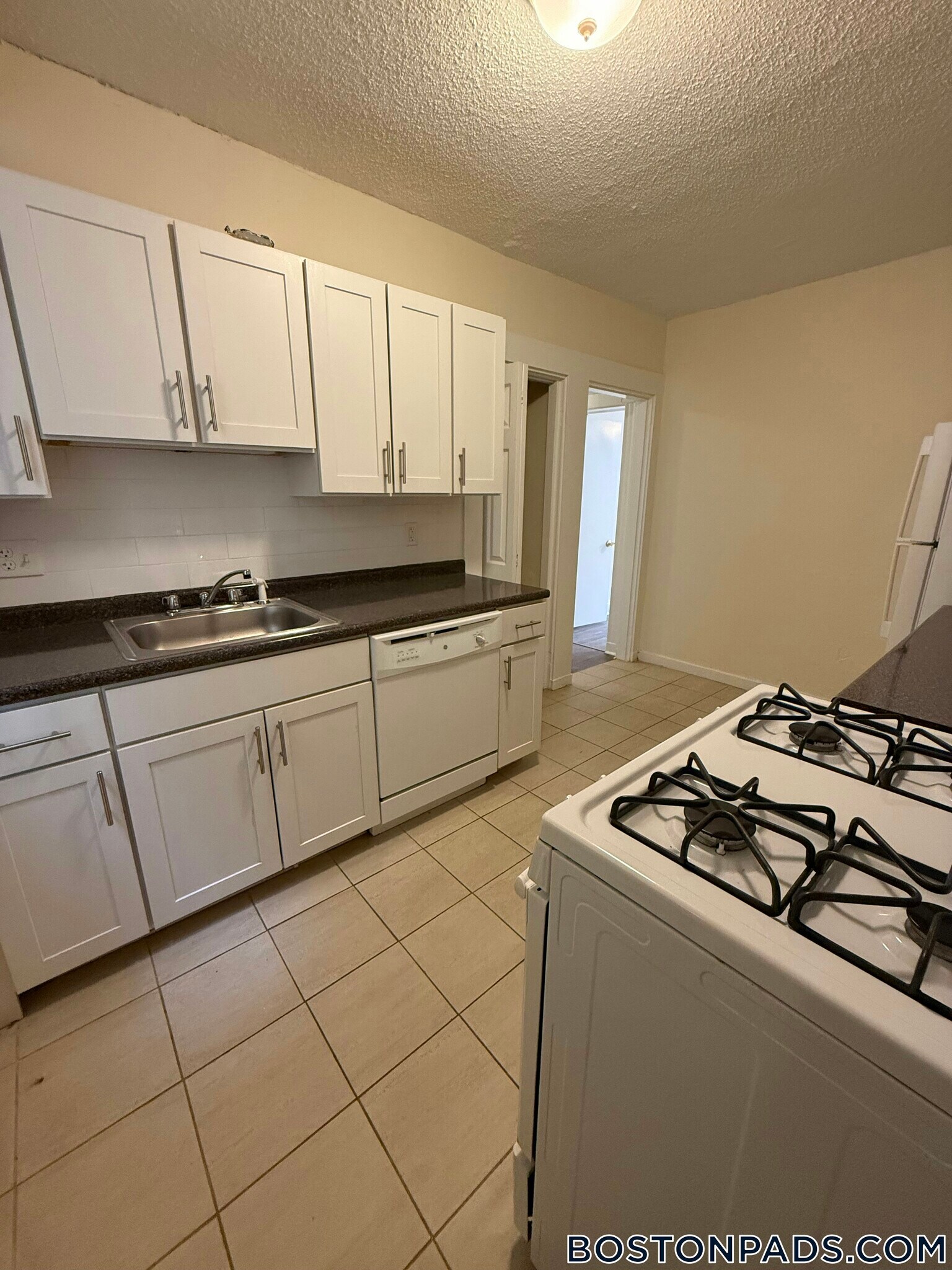 Building Photo - 7 Barrows St