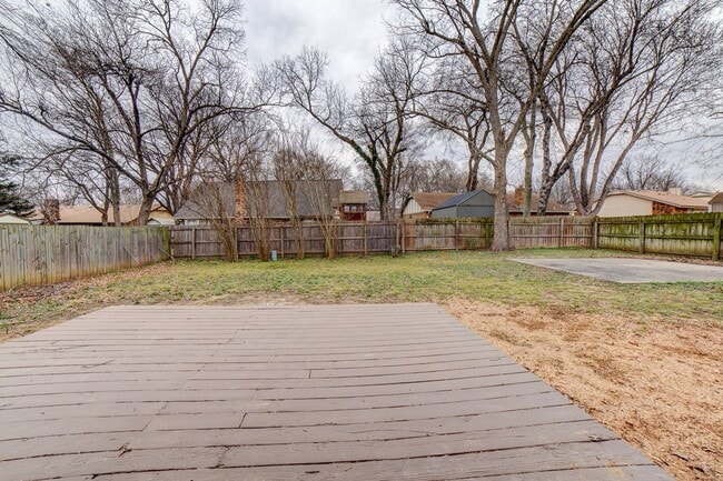 Building Photo - 3 Bed | 2 Bath | Tulsa | 1,511 SQFT