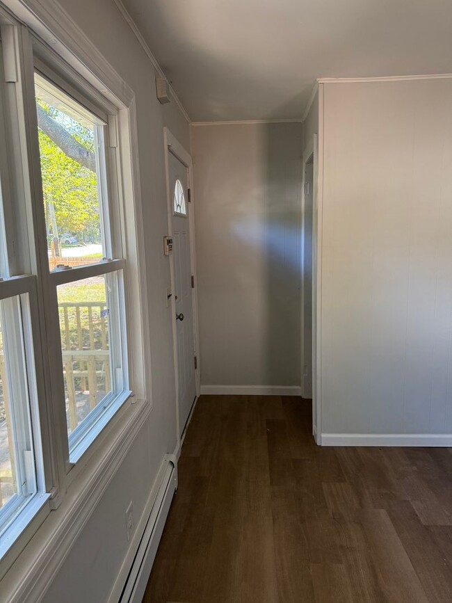 Building Photo - Turn-Key 4 Bedroom Home with Spacious Backyard – Coram, NY